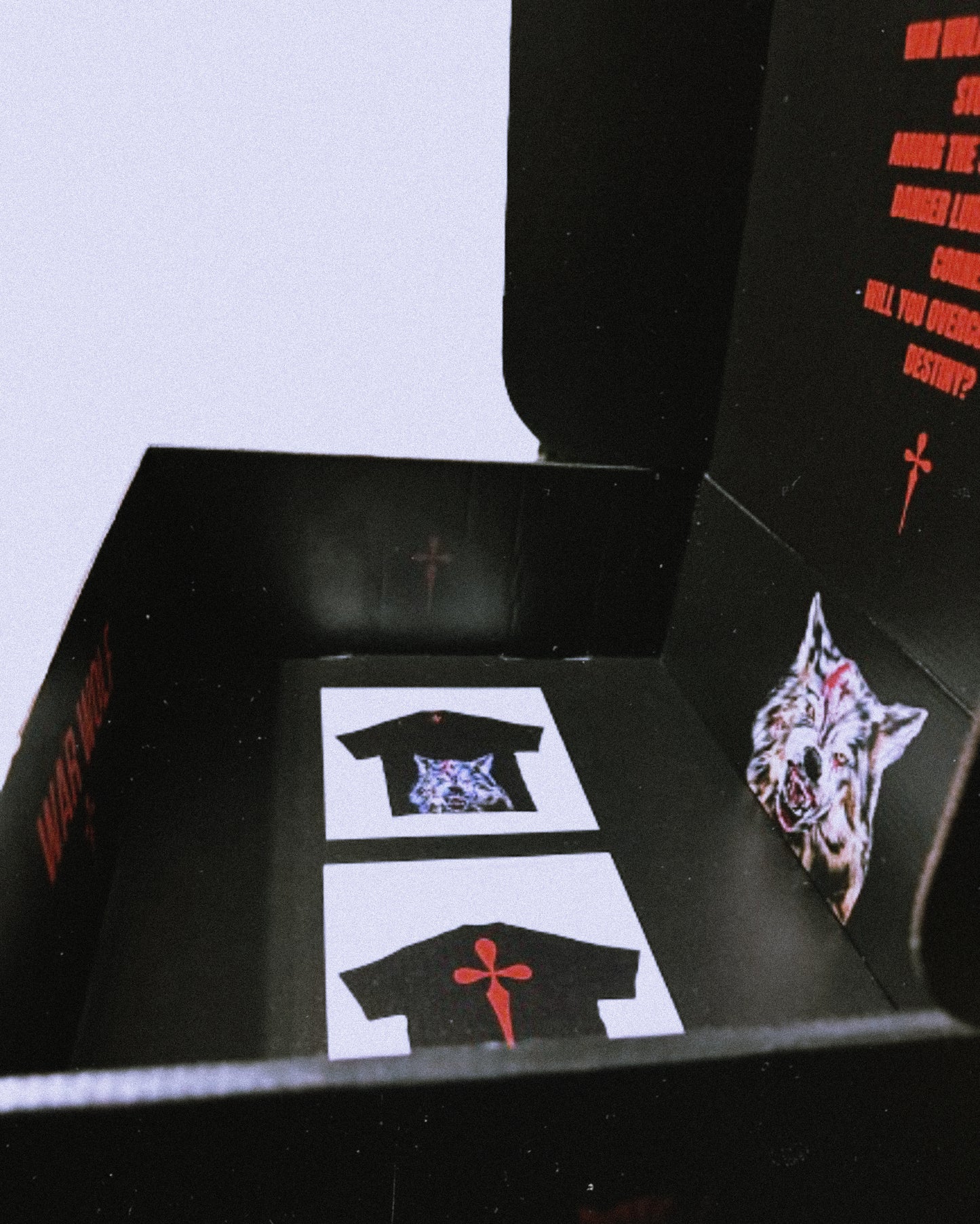 WAR WOLF SHIRT (Black)