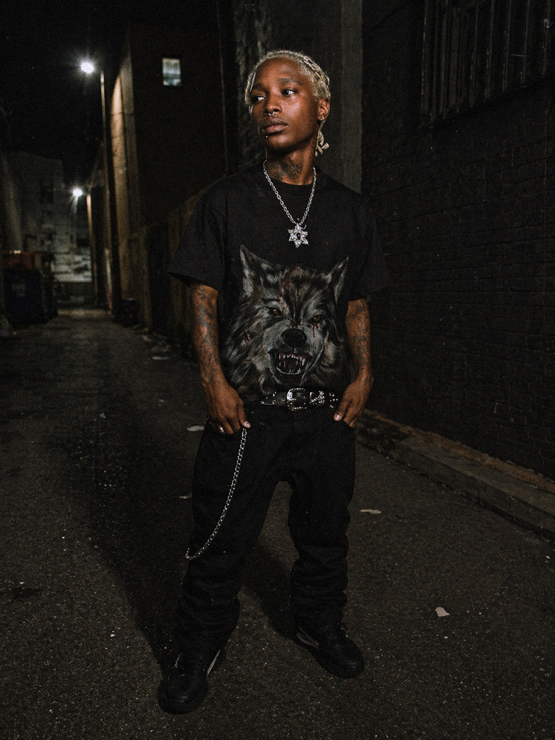 WAR WOLF SHIRT (Black)